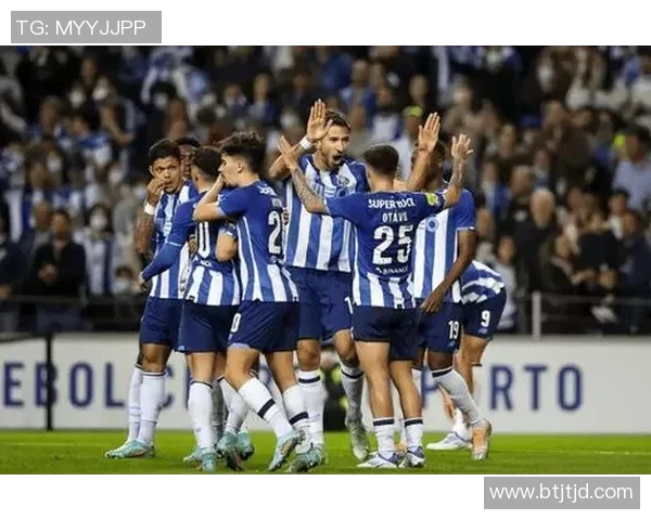 国民队迎战波尔图激战在即球迷期待精彩对决与历史交锋