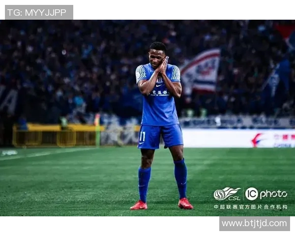 富力与申花激战正酣最新比分揭晓精彩瞬间回顾与赛后分析