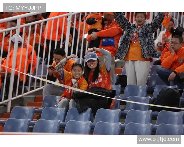 山东与辽宁篮球赛激烈冲突视频引发热议球迷反响不一